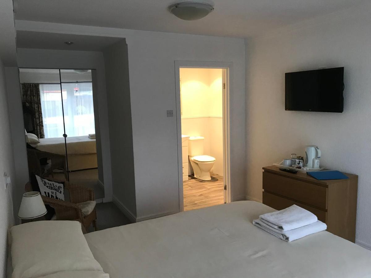 The Hawthornes Licensed Guest House 노팅레이 외부 사진