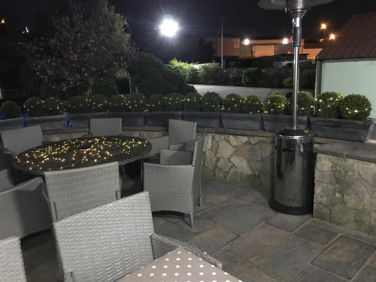 The Hawthornes Licensed Guest House 노팅레이 외부 사진