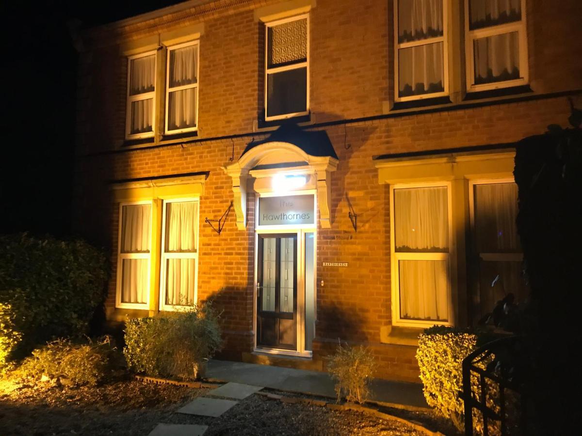 The Hawthornes Licensed Guest House 노팅레이 외부 사진
