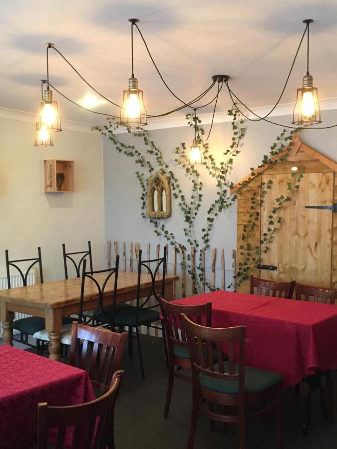 The Hawthornes Licensed Guest House 노팅레이 외부 사진